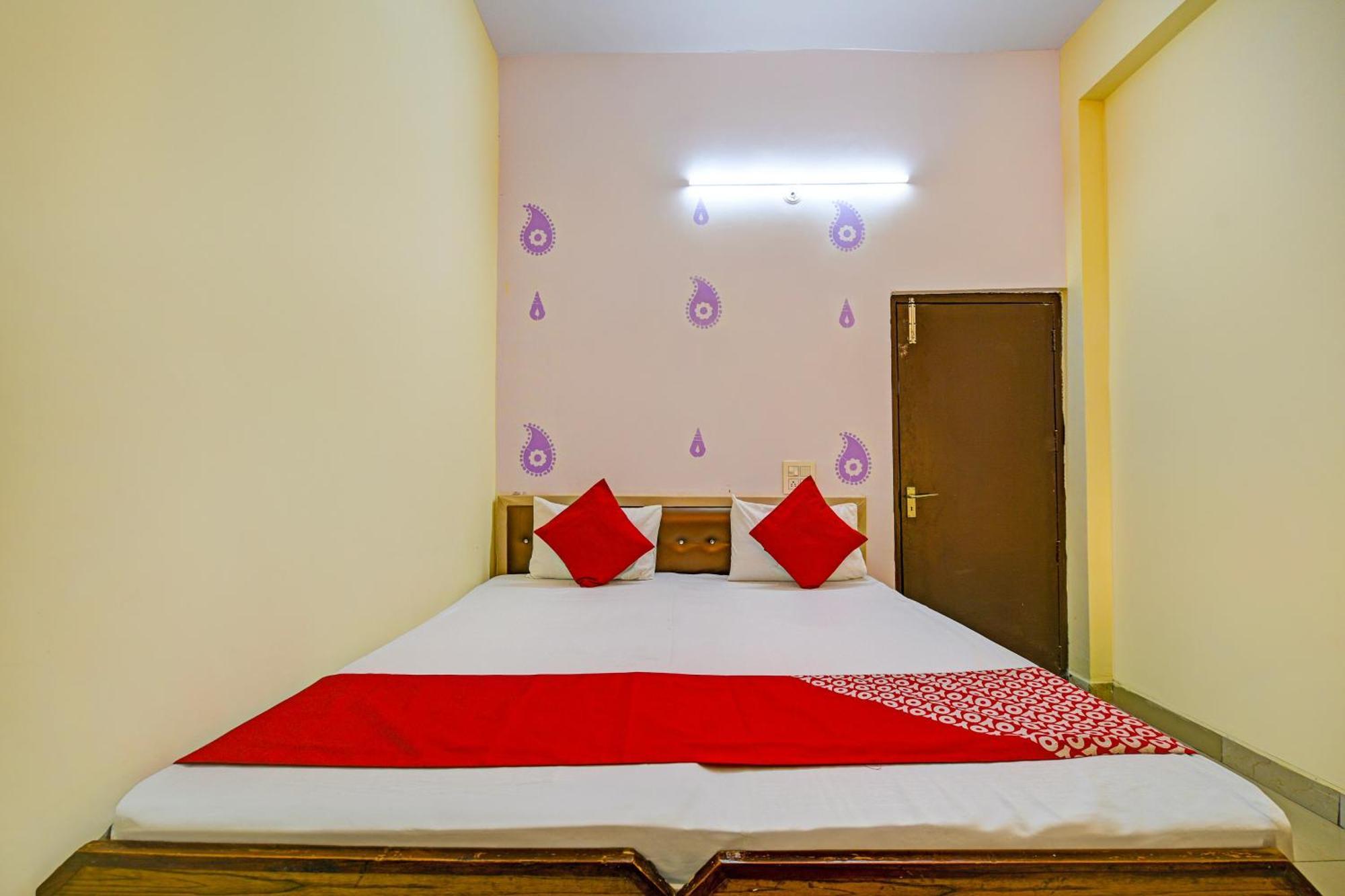 Hotel O Aj Star Hotel فريد آباد المظهر الخارجي الصورة