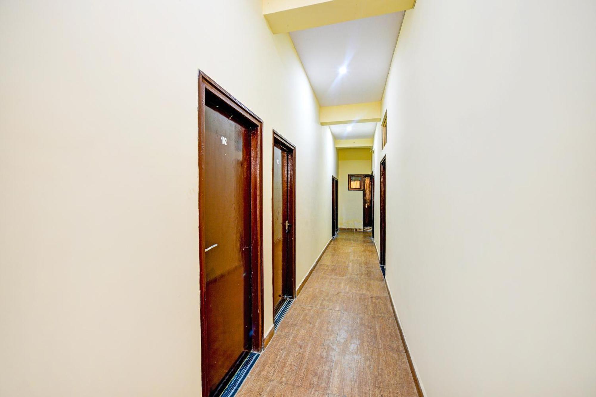 Hotel O Aj Star Hotel فريد آباد المظهر الخارجي الصورة